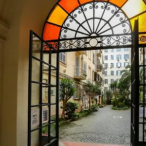 Lydka Domus Italy